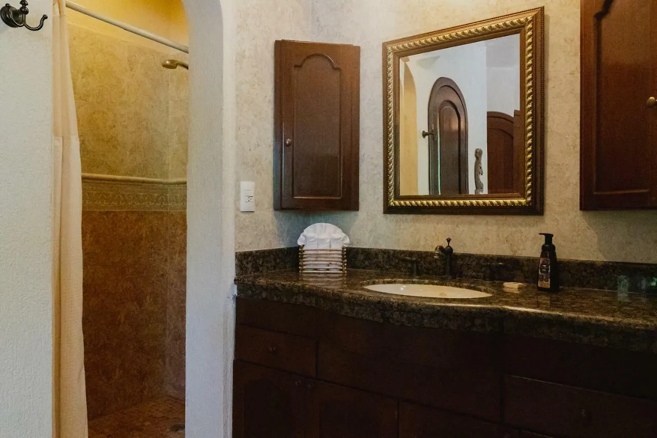 Casa Cascada - 3 Bdrm House For 6, Close To The Beach Playa del Carmen México