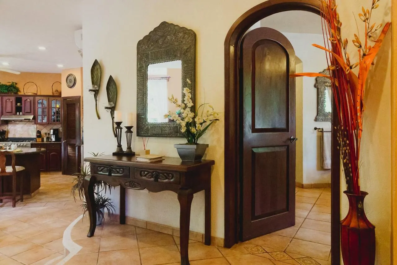 Casa Cascada - 3 Bdrm House For 6, Close To The Beach Playa del Carmen 0*,  Messico
