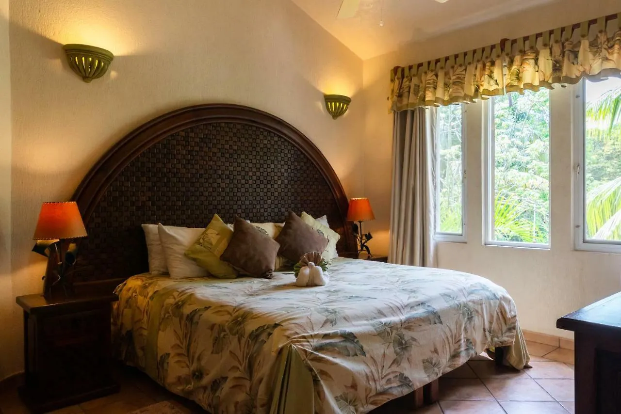 Casa Cascada - 3 Bdrm House For 6, Close To The Beach Playa del Carmen 0*,  Mexico